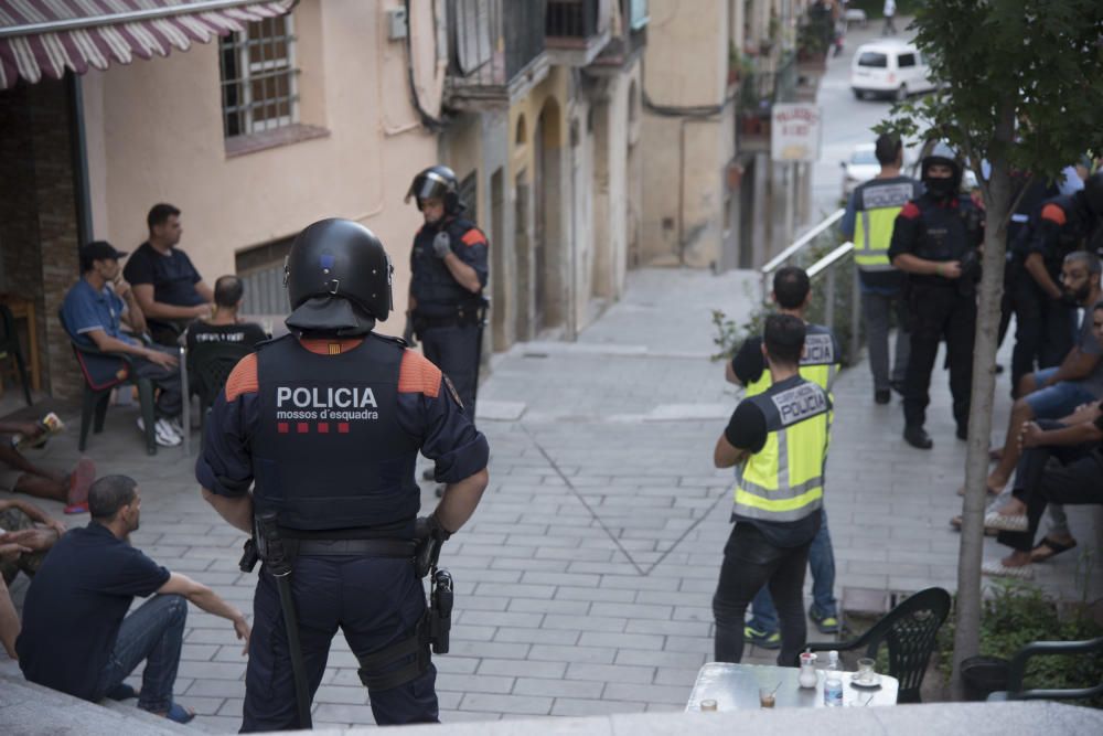 Batuda policial a Manresa