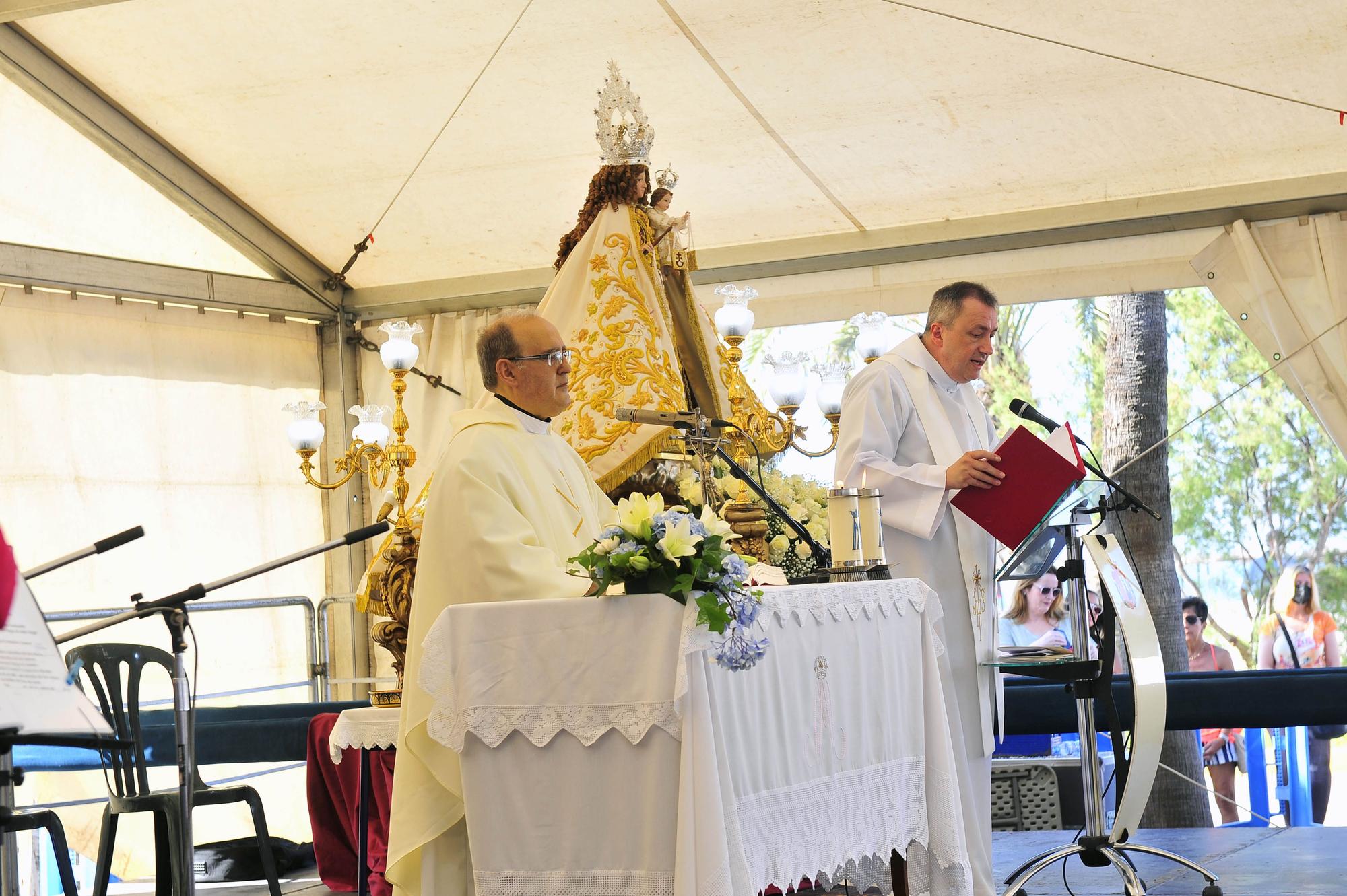 Fiestas   Virgen del Carmen en Santa Pola .misa, y homenaje a los marineros fallecidos