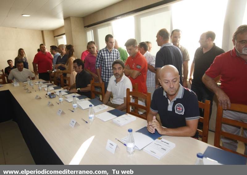 GALERÍA DE FOTOS -- El Villarreal CF apoya a 37 clubs provinciales