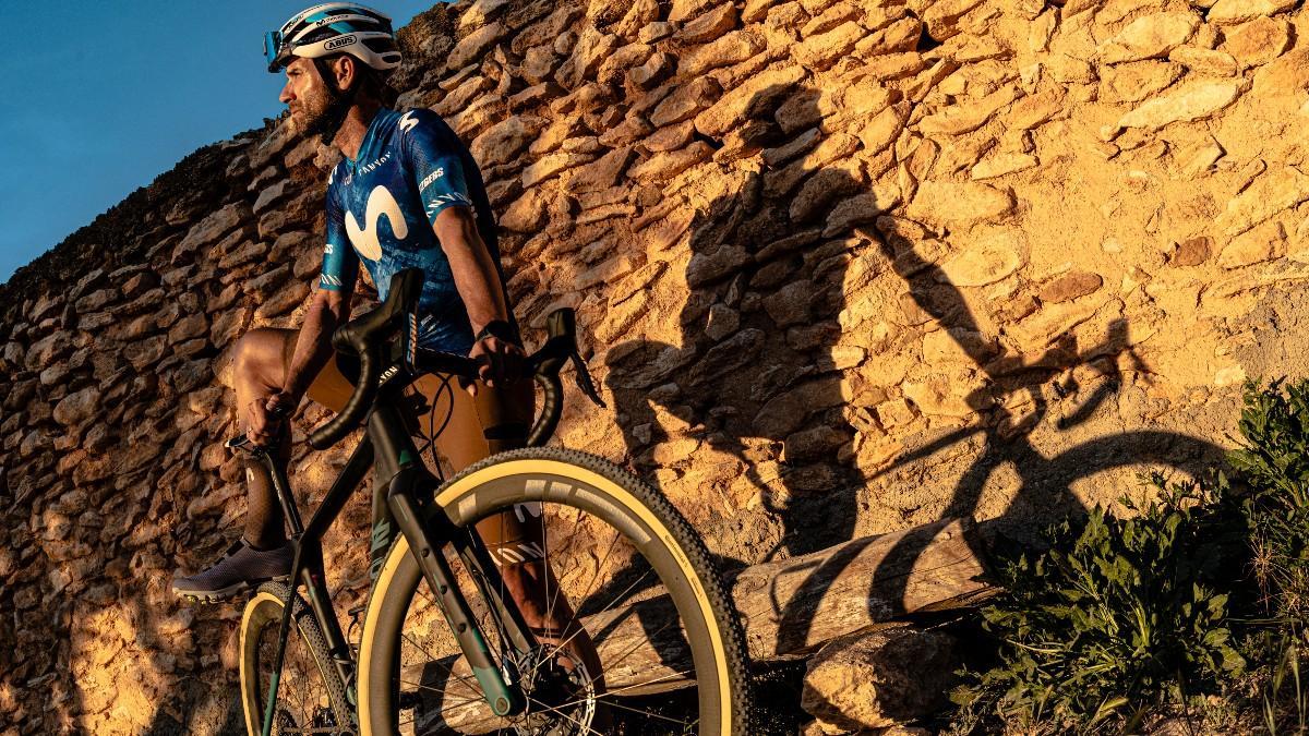 Alejandro Valverde seguirá en activo