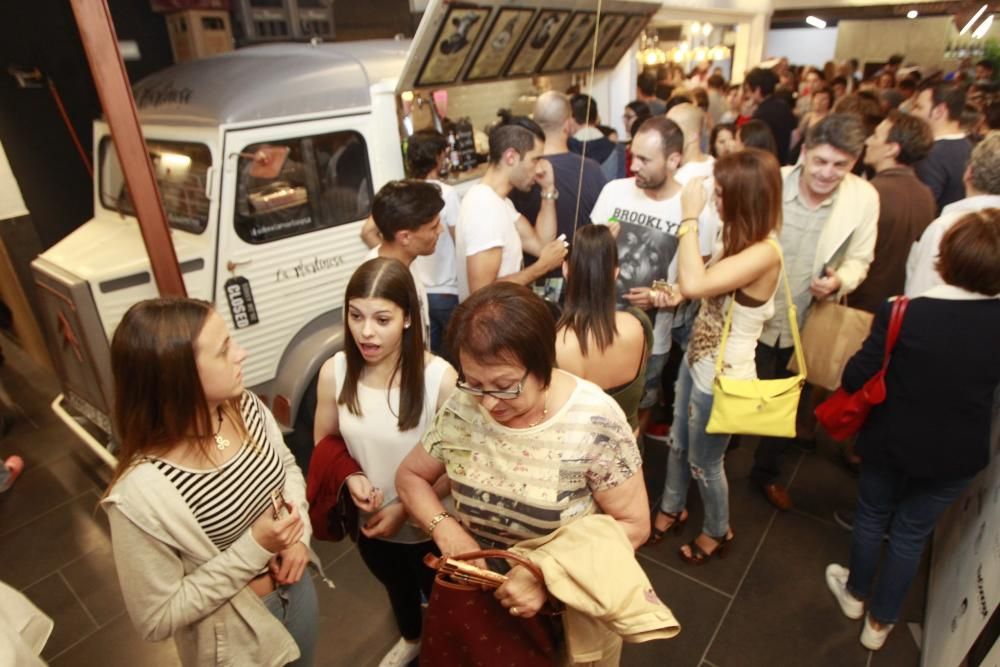 Vigo ya saborea el gastromercado del Progreso