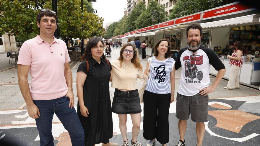 El &quot;estupendo&quot; momento de las editoriales asturianas: así disfrutan de la Feria del Libro de Gijón