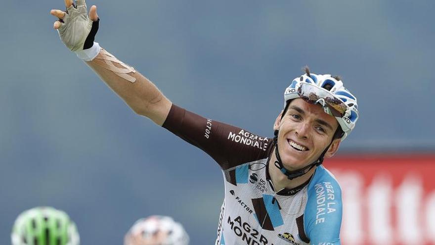 Bardet guanya l&#039;etapa reina dels Pirineus i Aru pren el mallot groc a Froome