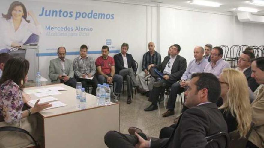 Alonso se reunió con tres colectivos empresariales.