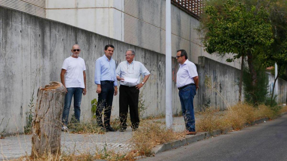 Bellido anuncia un plan de reurbanización para
mejorar la accesibilidad en El Tablero