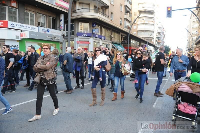 Miles de policías claman en Murcia para exigir "equiparación real" de sus salarios