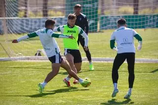 El Córdoba CF mide su crisis ante una Real Sociedad B lanzada en LaLiga Hypermotion