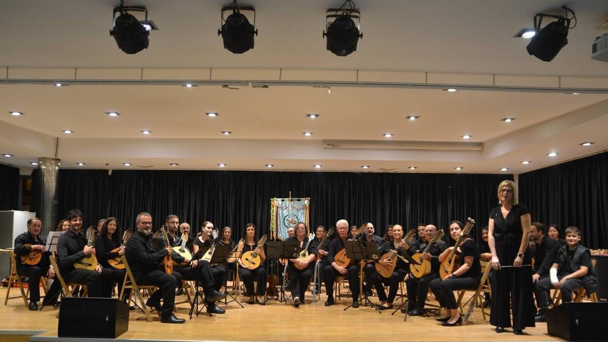 Orquestra de pulso y pua Celia Giner de Alfafar