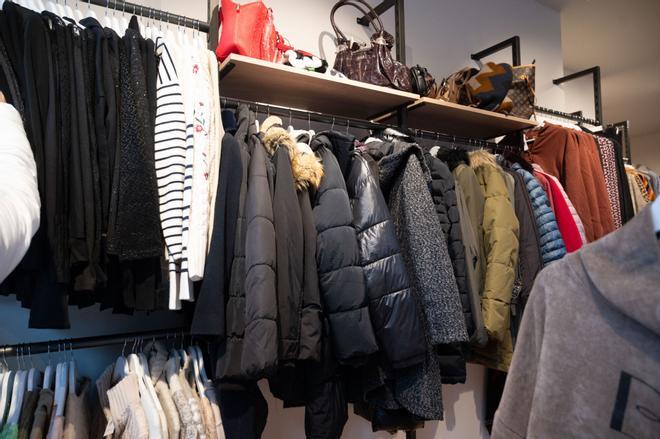 Intercambio de ropa gratis en Barcelona: lleva las prendas que ya no usas y cámbialas por otras sin gastar ni un euro