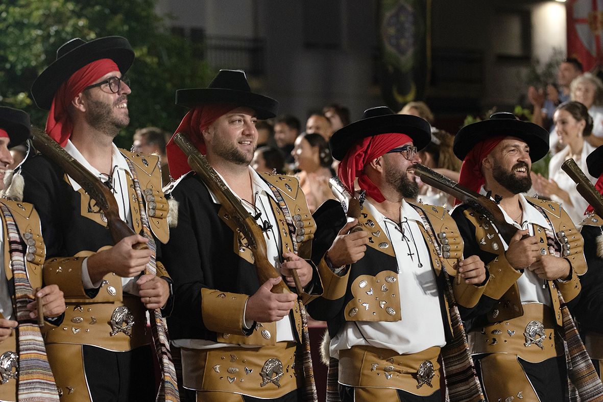 Desfile triunfal de las tropas cristianas en las Fiestas de Altea