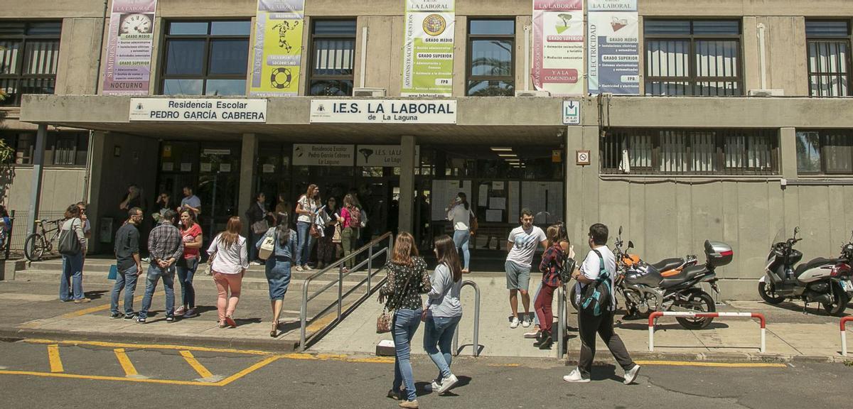 Una Decena De Centros Reciben El Distintivo De Excelencia De Canarias una-decena-de-centros-reciben-el-distintivo-de-excelencia-de-canarias