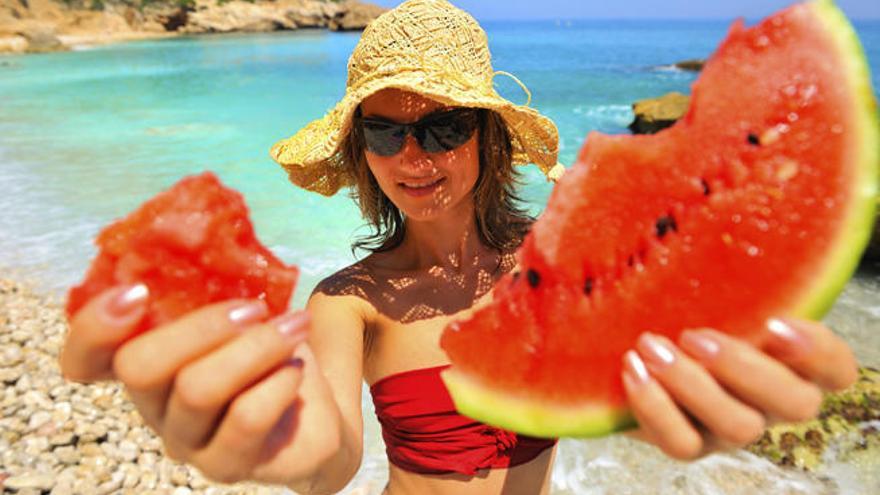 En verano, buena alimentación y protección solar.