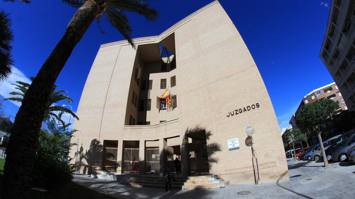 Fachada de los juzgados de Gandia, donde se dirime el caso.