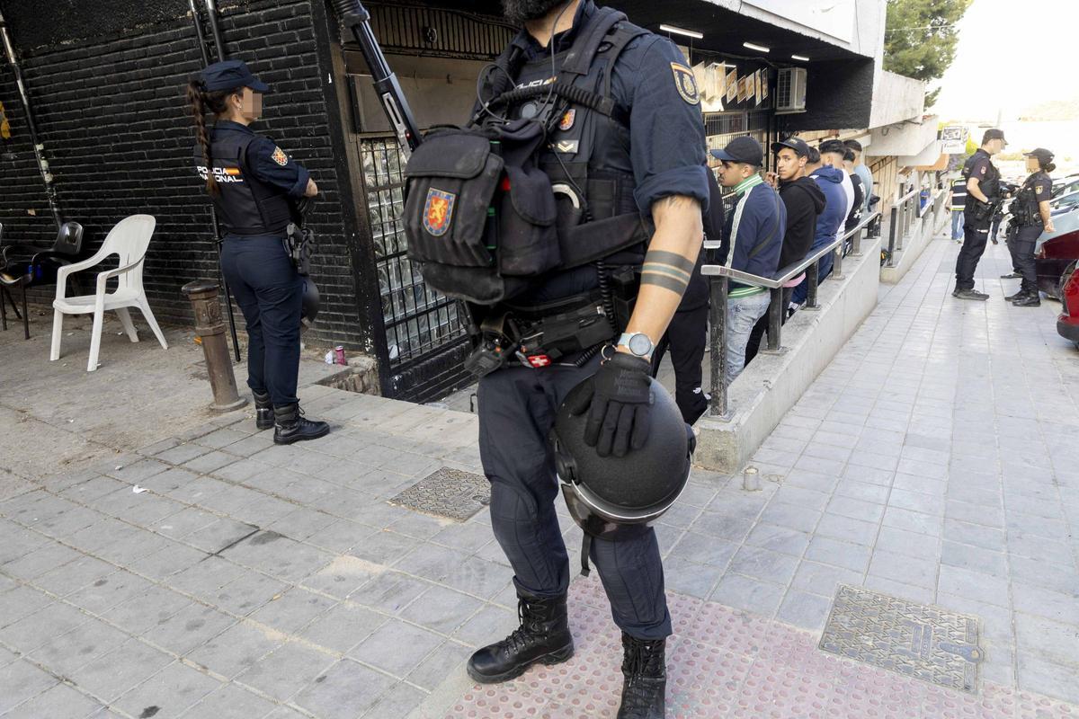 Siete detenidos en un amplio operativo policial de seguridad en la Zona Norte de Alicante
