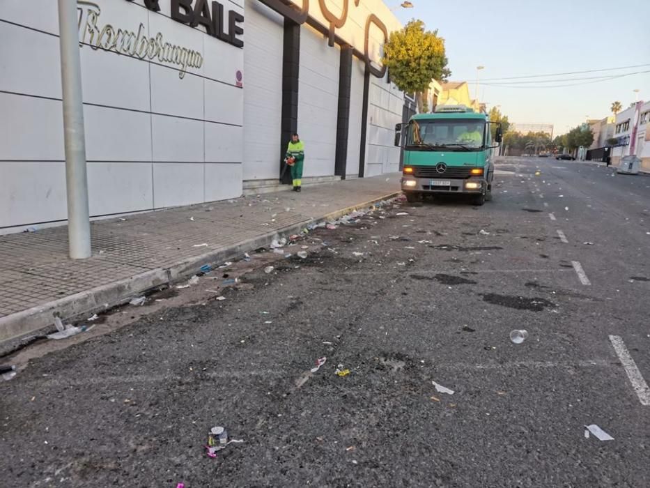 Desperdicios en la zona de ocio de Altabix