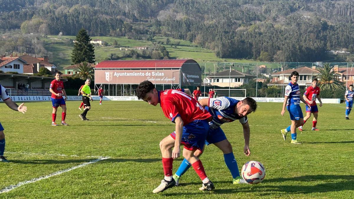 EN IMÁGENES: La afición del Salas disfruta de una goleada en casa ante el colista