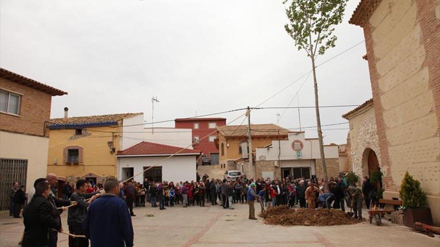 Lagata vuelve a izar su chopo entre música y huevos fritos