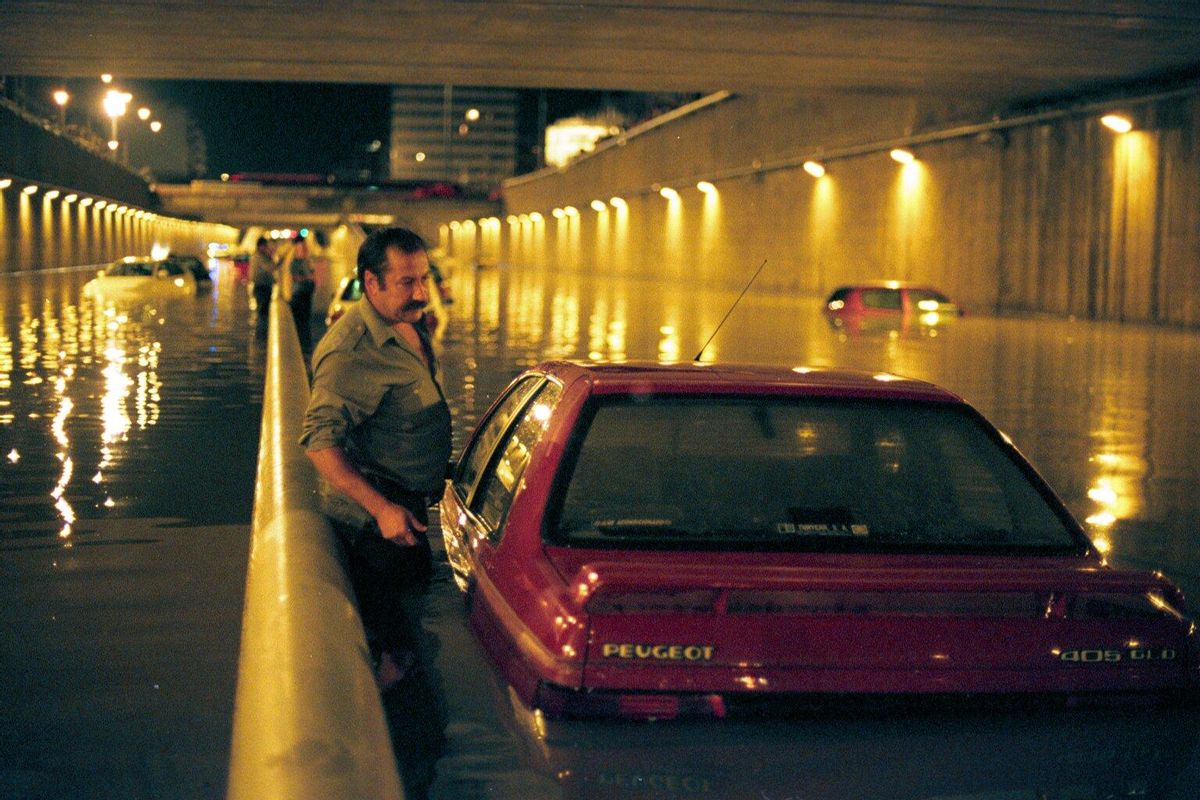 Septiembre de 1999, los años en los que lluvia intensa era sinónimo de inundaciones en la plaza de Cerdà