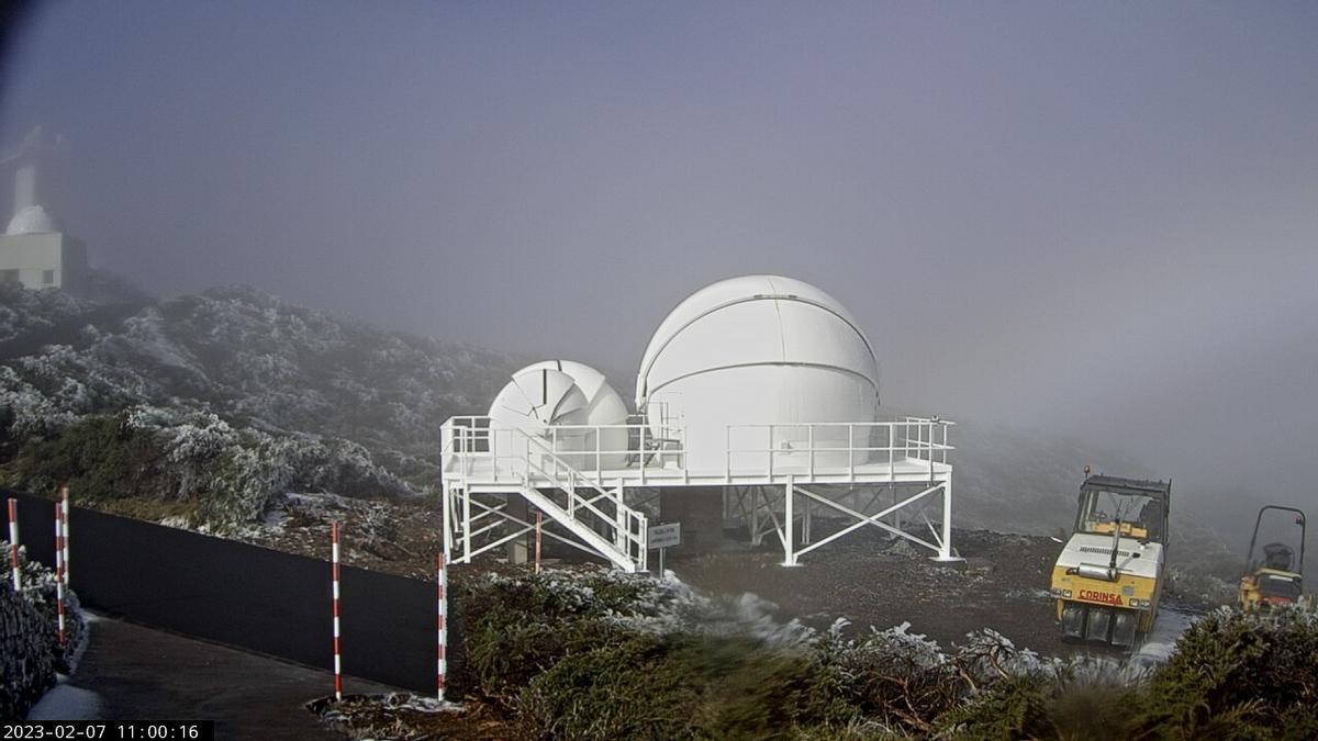 Situación del Observatorio del Roque de Los Muchachos desde uno de sus telescopios.