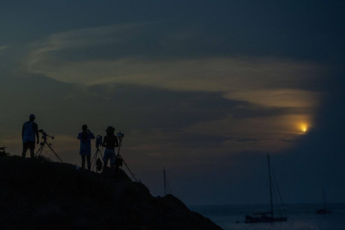 Las imágenes del eclipse del siglo en Mallorca (Port des Canonge)