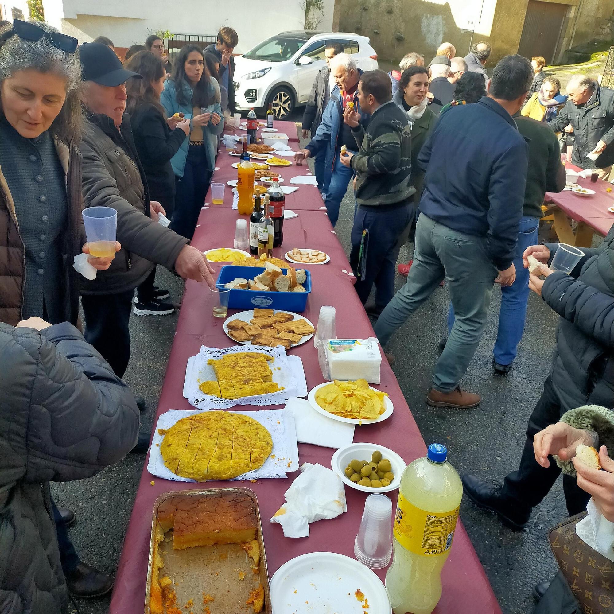 Fiesta por la rehabilitación de la iglesia de Oceño