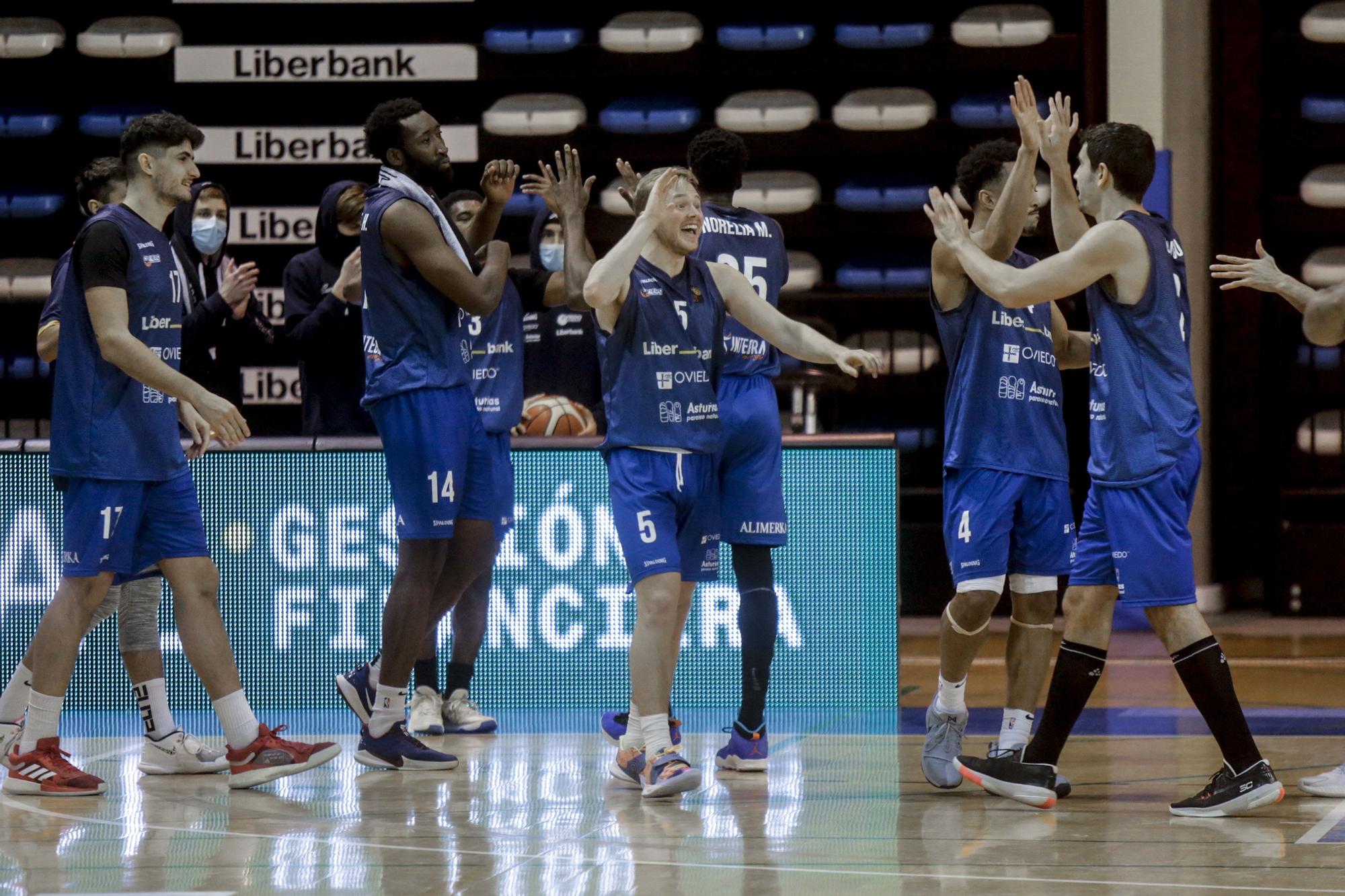 Victoria (83-78) del Liberbank Oviedo Baloncesto ante el potente Valladolid