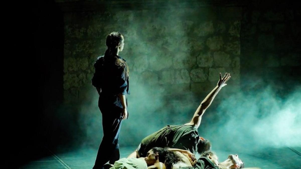 'Averno', de Marcat Dance, cerró el festival Múver del Gobierno de Aragón.
