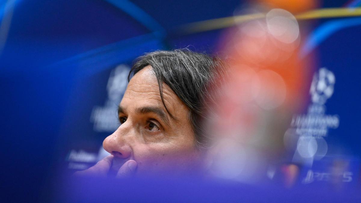Simone Inzaghi, el técnico del Inter, durante la rueda de prensa que ha ofrecido en Montjuïc, previa a su duelo con el Barça.