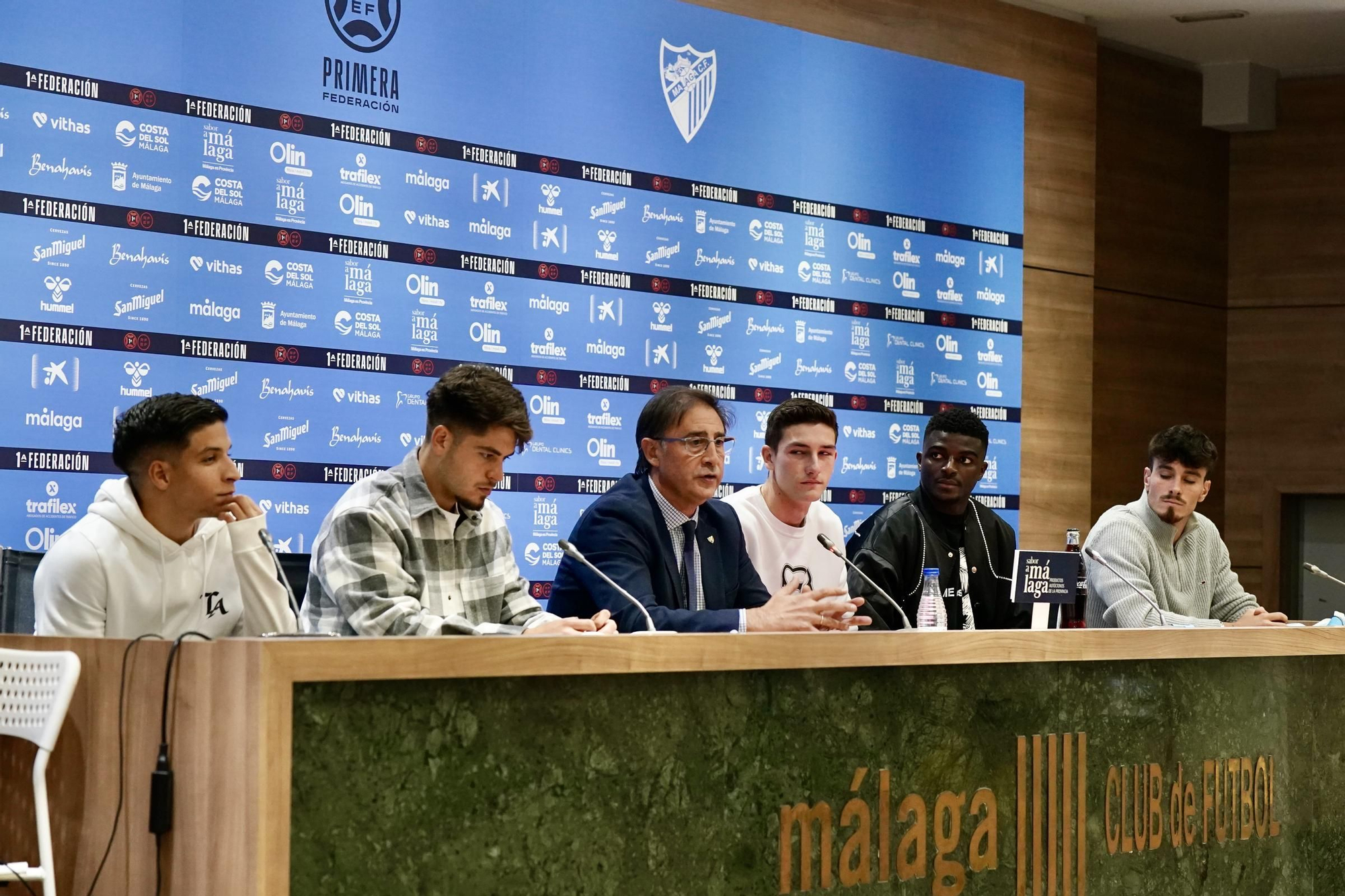 Presentación de Carlos López, Moussa, Murillo, Dani Lorenzo y Haitam, renovados con el Málaga CF