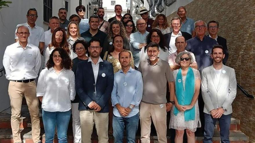 Los candidatos de Impulsa Ciudad, ayer, en la presentación.