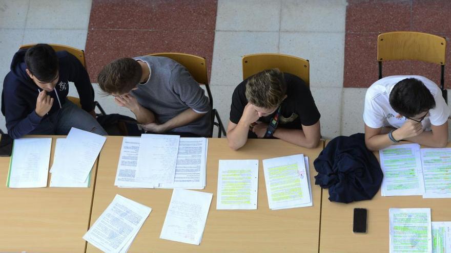 Estudiantes en una imagen de archivo.