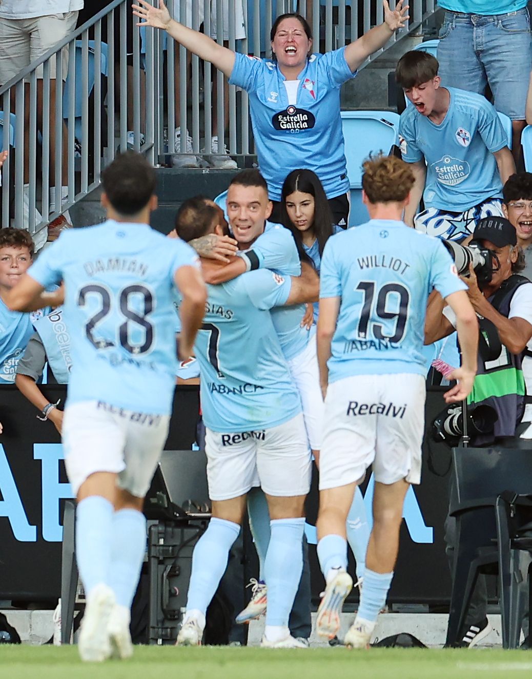 Las mejores fotografías del estreno liguero con victoria del Celta ante el Alavés