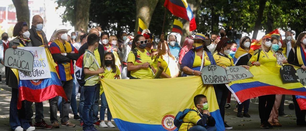 Un pasado acto de afirmación de la identidad colombiana celebrado en Avilés.