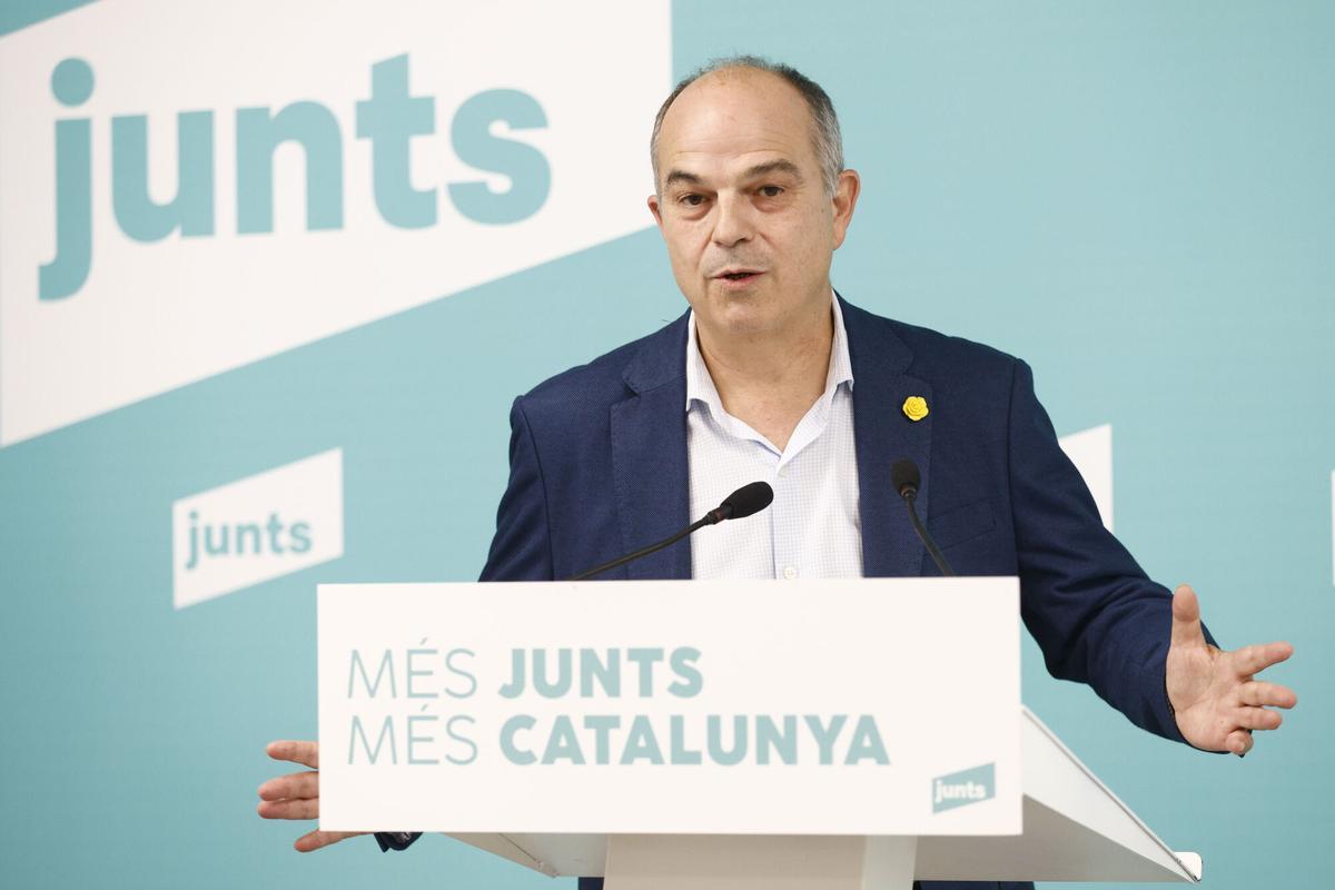 Junts es reuneix aquesta nit per decidir si dona suport al decret d'habitatge del Gobierno per evitar els  desnonaments