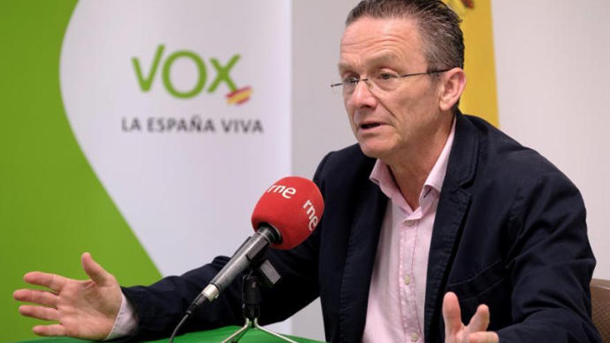 El candidato de Vox a presidente de Canarias, Carmelo González,