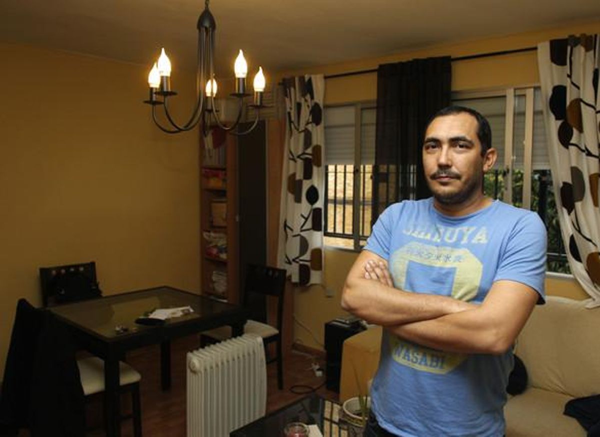 Antonio Torres. Antonio Torres.
