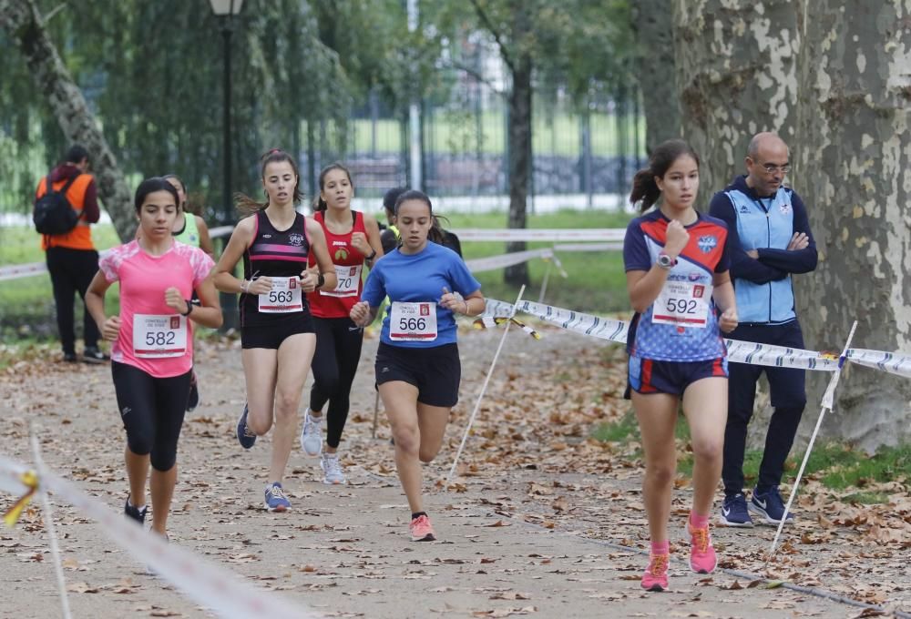 Los más jóvenes llenan Castrelos de ritmo. // Alba Villar