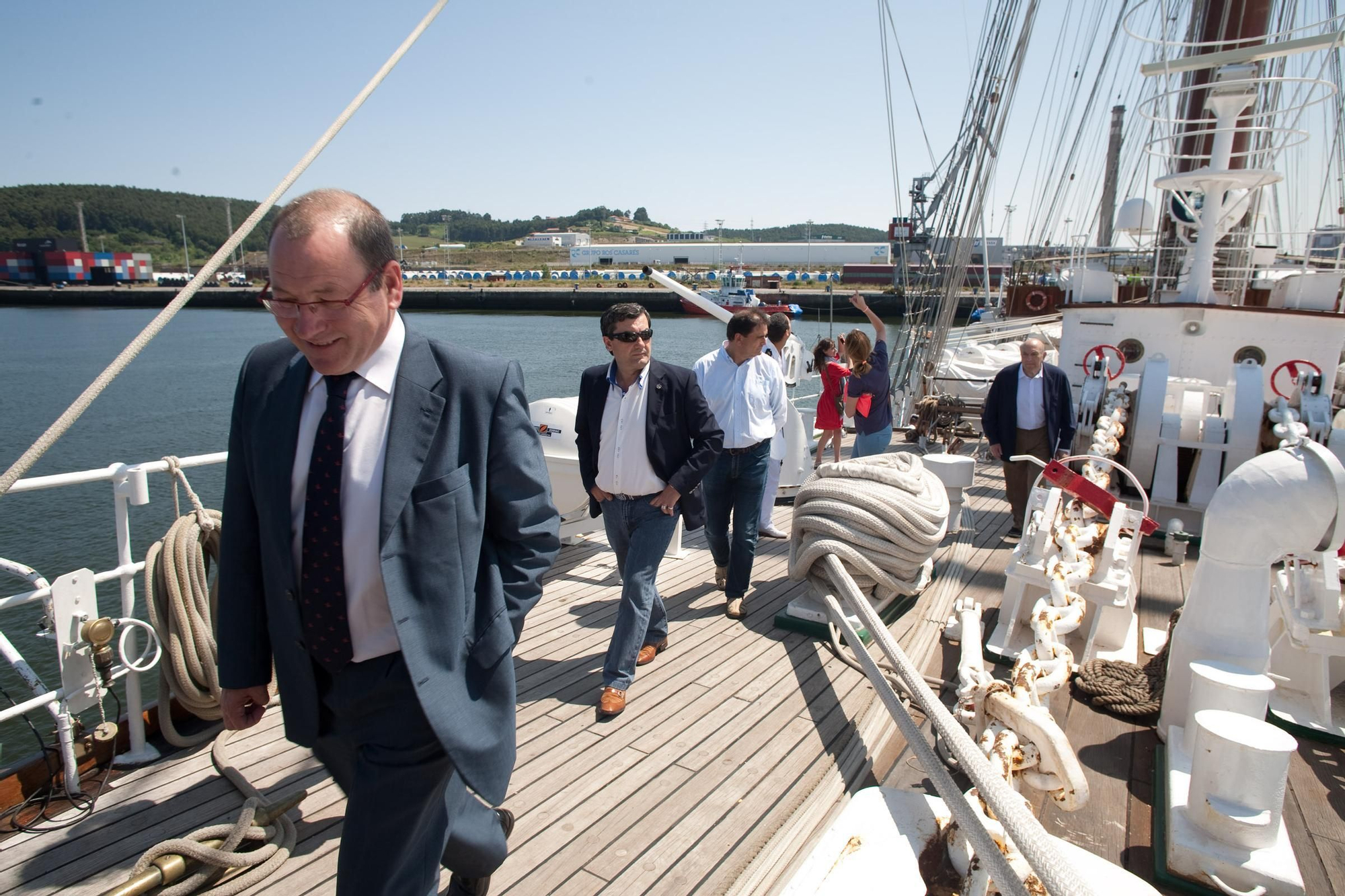 En imágenes: Así fue la última visita del Juan Sebastián Elcano a Asturias, en 2013 y a Avilés