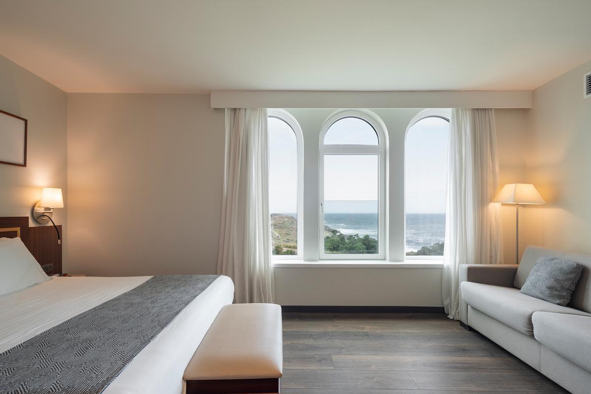 Reforma integral del Hotel Ciudad de A Coruña, realizada por Meraki.