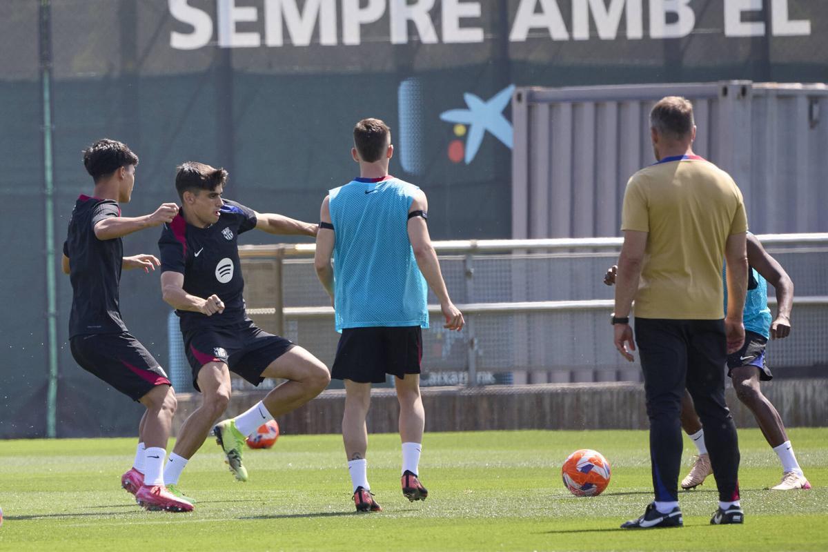 Dro ya sabe lo que es entrenar bajo la atenta mirada de Flick