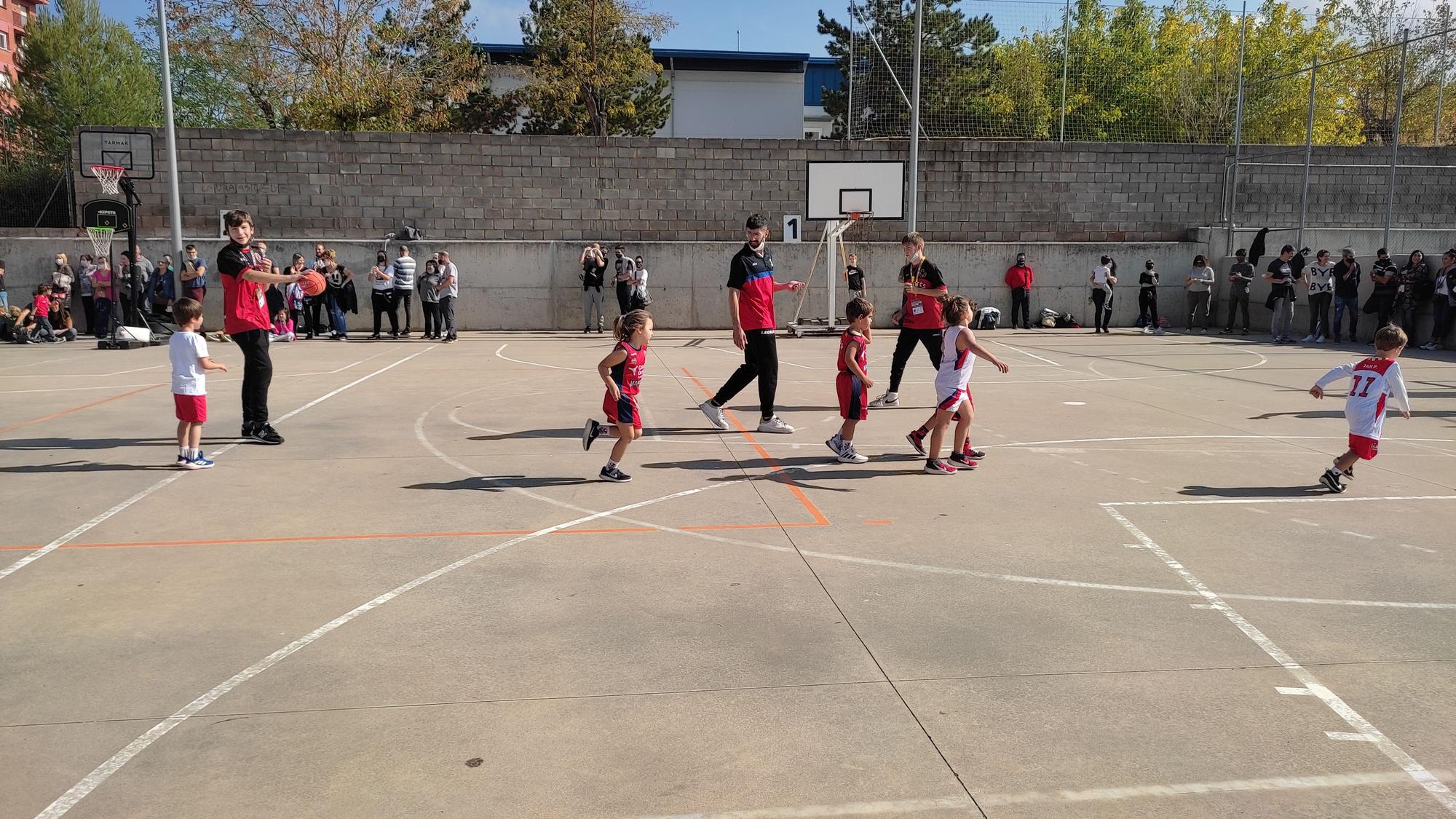 Trobada escolar de bàsquet a Artés