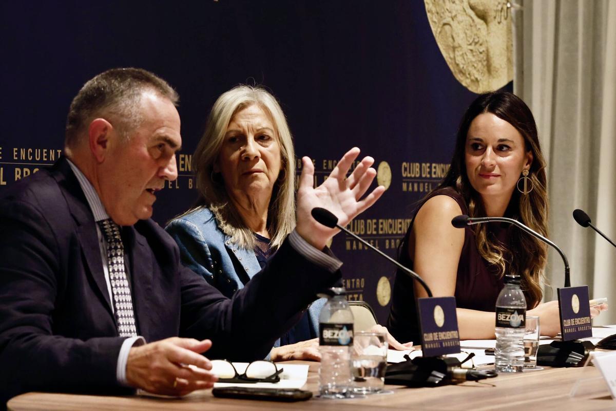Valencia. Acto Club Manuel Broseta. Gan Pampols y Zulima Pérez, primer acto en el que coinciden loS dos VLC