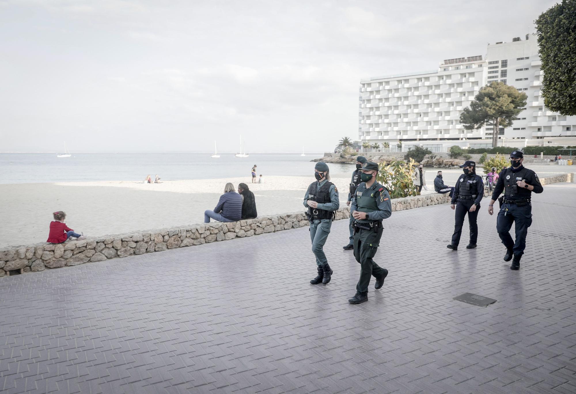 Desescalada de la tercera ola del coronavirus en Mallorca: Policía y Guardia Civil intensifican los controles en playas, bares y carreteras