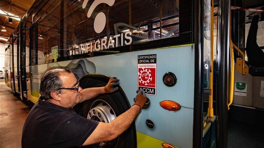 Los autobuses urbanos de Badajoz obtienen un certificado de seguridad frente al covid