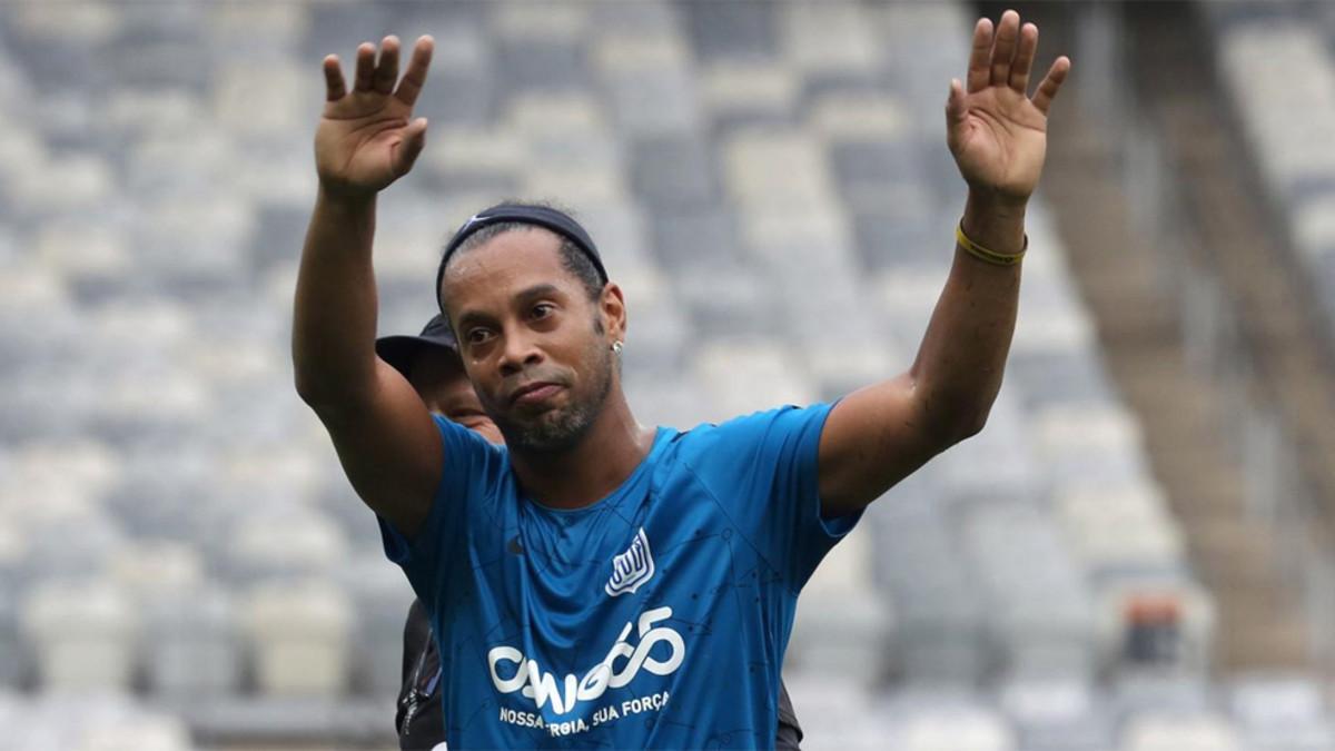 Ronaldinho ya avista su adiós definitivo a los terrenos de juego