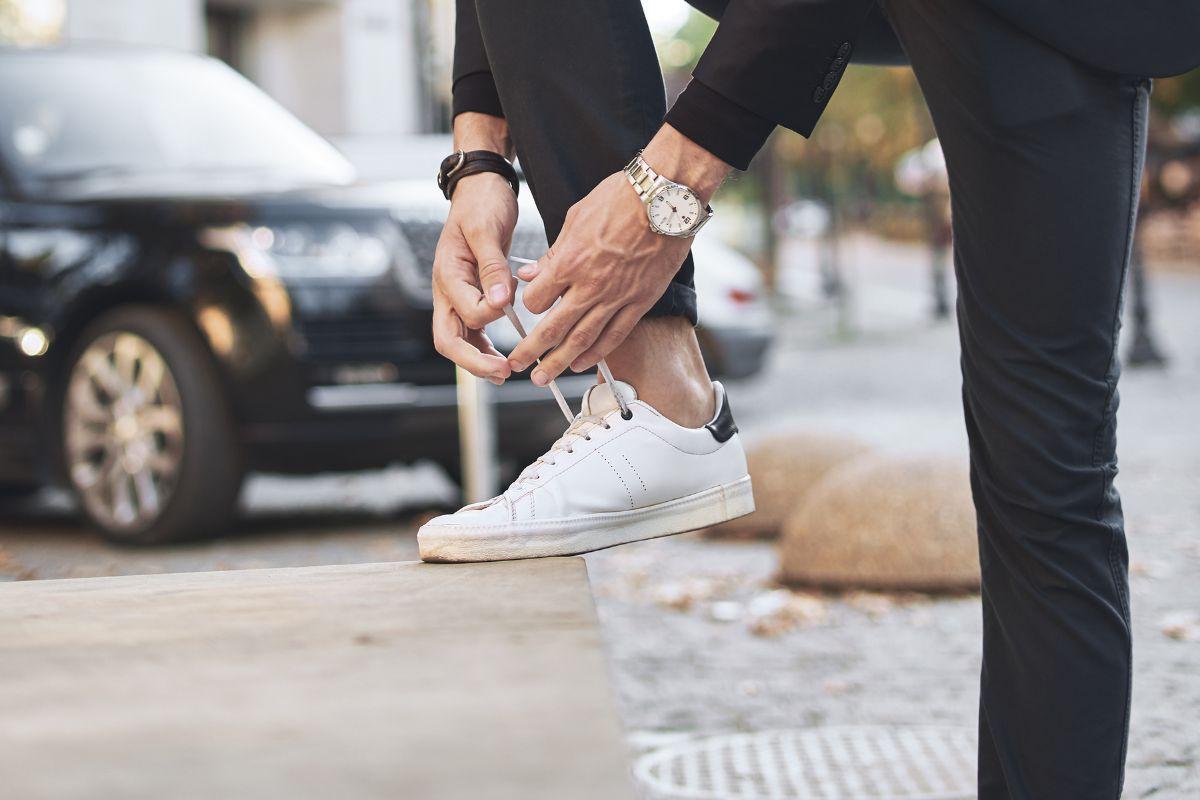 Tommy Hilfiger colapsa Amazon rebajando a casi mitad de precio sus zapatillas más icónicas