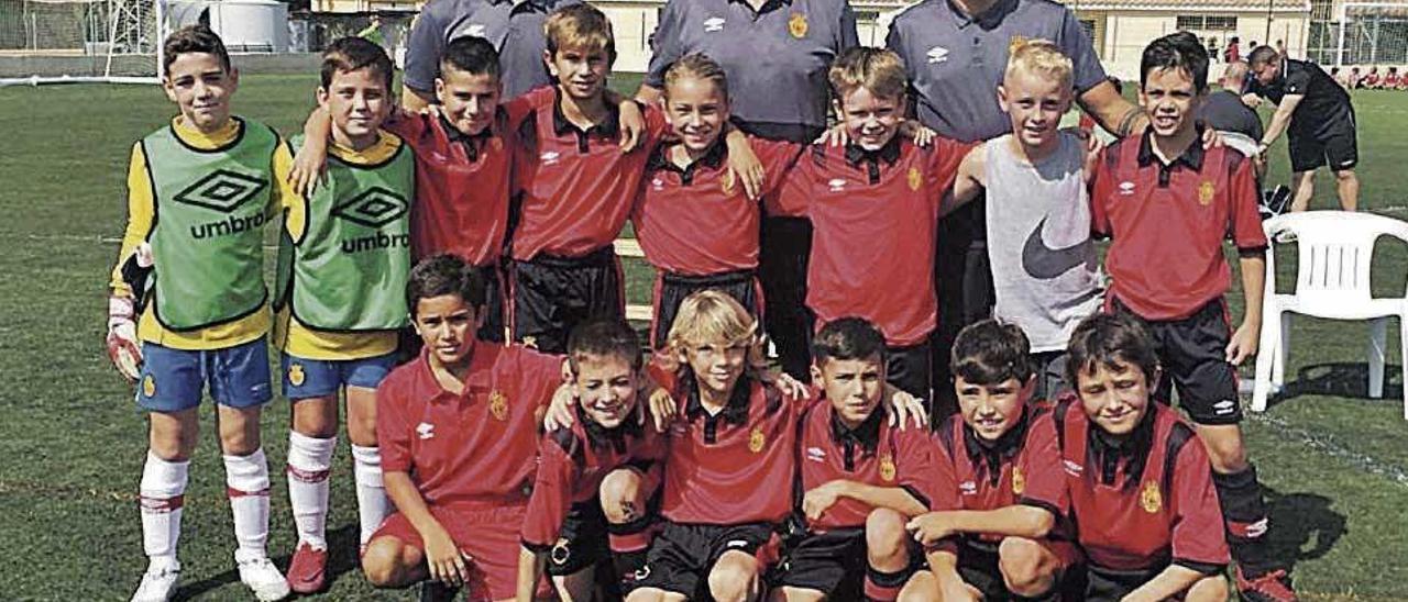 El Mallorca benjamín se llevó el Torneig Miquel Bestard.