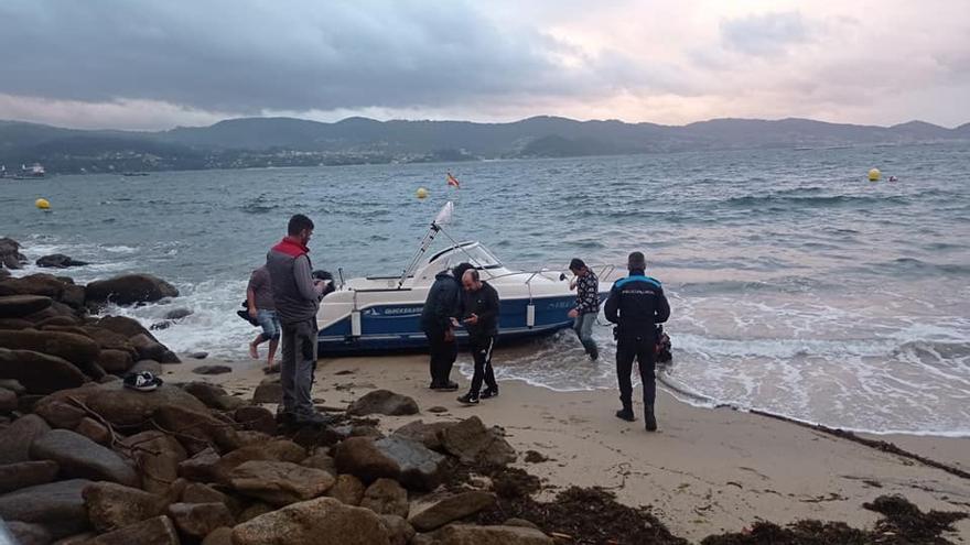 El temporal suelta las amarras de varias embarcaciones que cruzaron la ría a la deriva