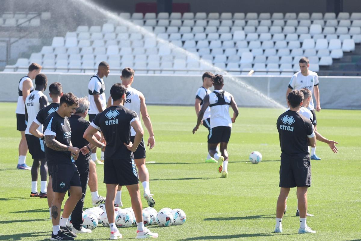 Galería | Entrenamiento: el CD Castellón prepara el duelo contra el Cádiz