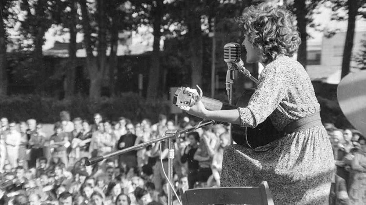 La celebració de la Diada Nacional de Catalunya de 1976, a la Devesa de Girona